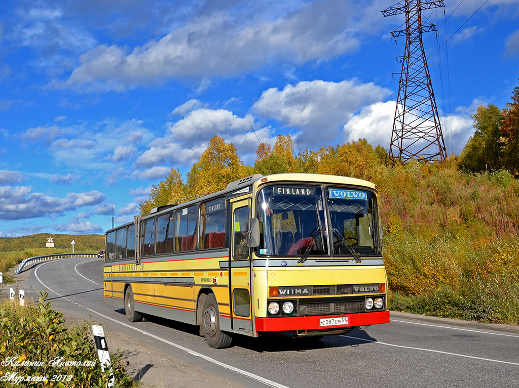 Murmansk region, Wiima M300 № С 087 ЕМ 51