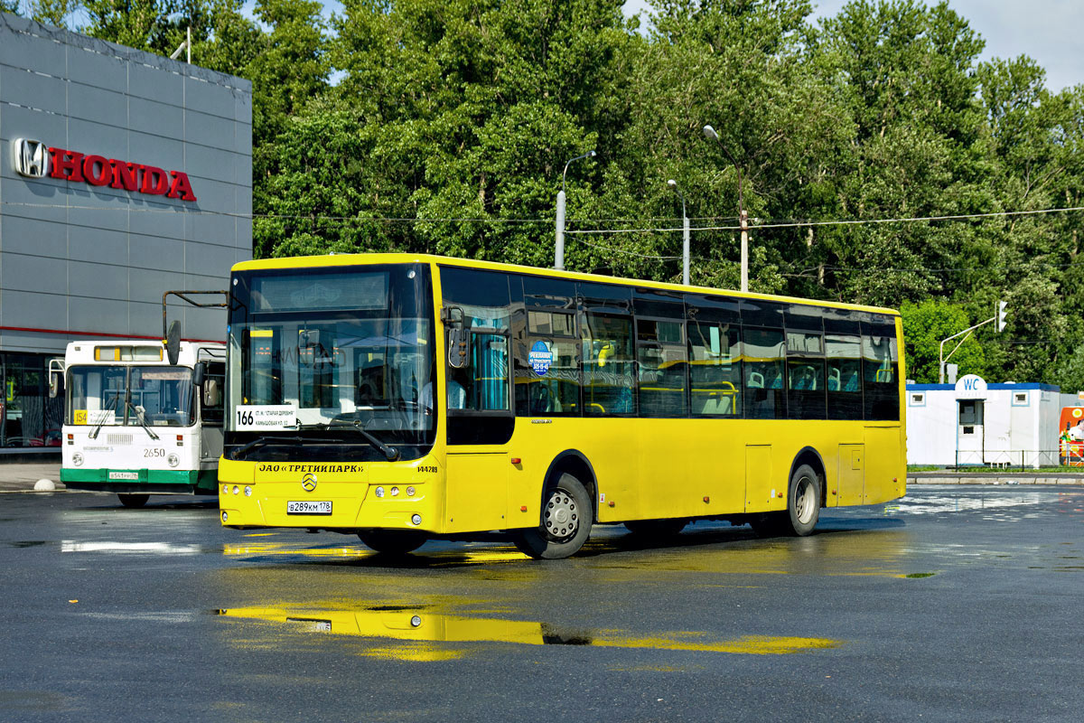 Санкт-Петербург, Golden Dragon XML6125CR № В 289 КМ 178