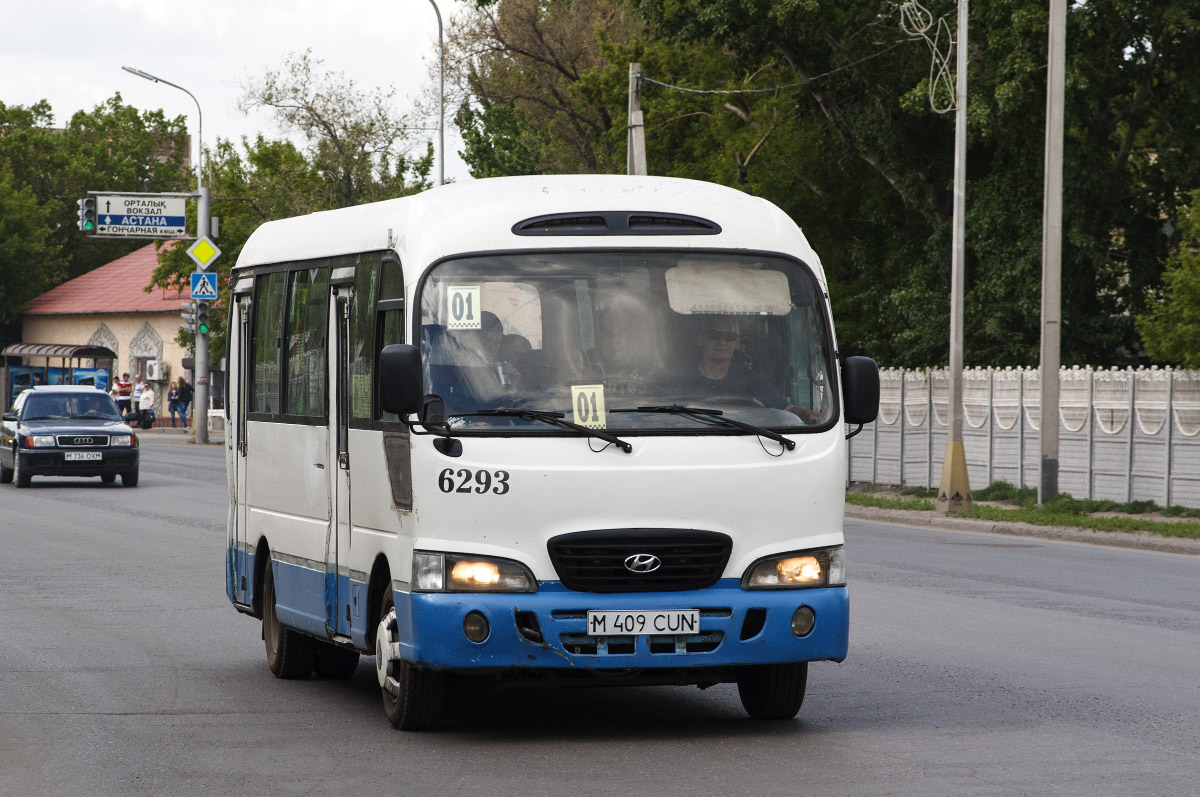 Карагандинская область, Hyundai County Deluxe № M 409 CUN