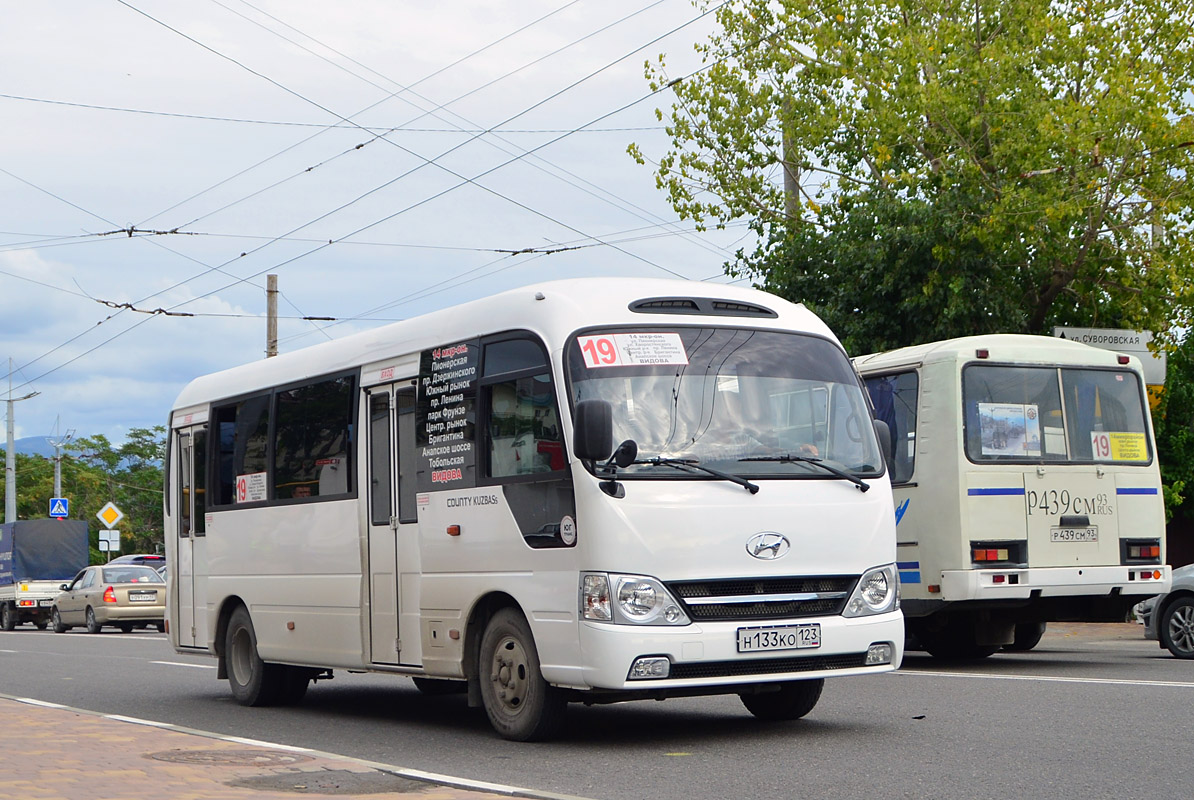 Краснодарский край, Hyundai County Kuzbass № Н 133 КО 123