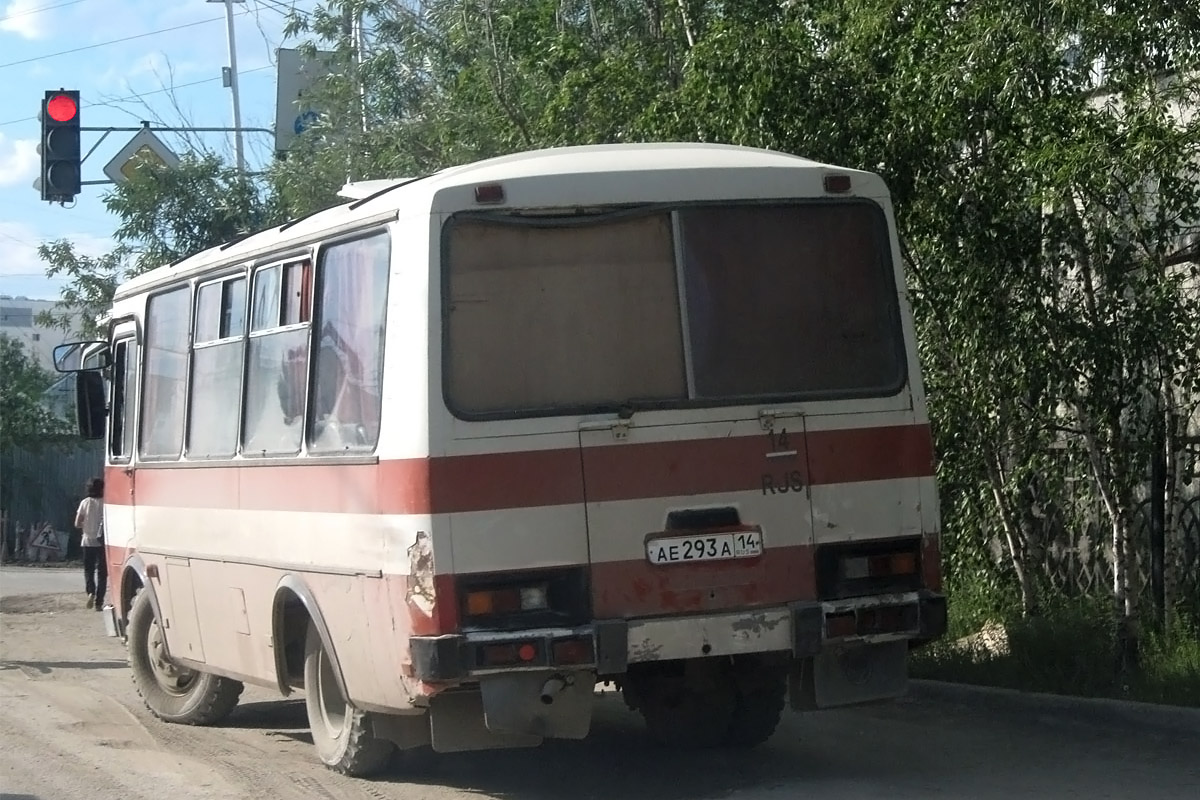 Саха (Якутия), ПАЗ-3205 (00) № АЕ 293 А 14