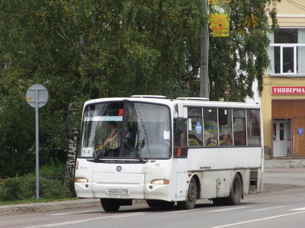 Ленинградская область, КАвЗ-4235-03 № 2319