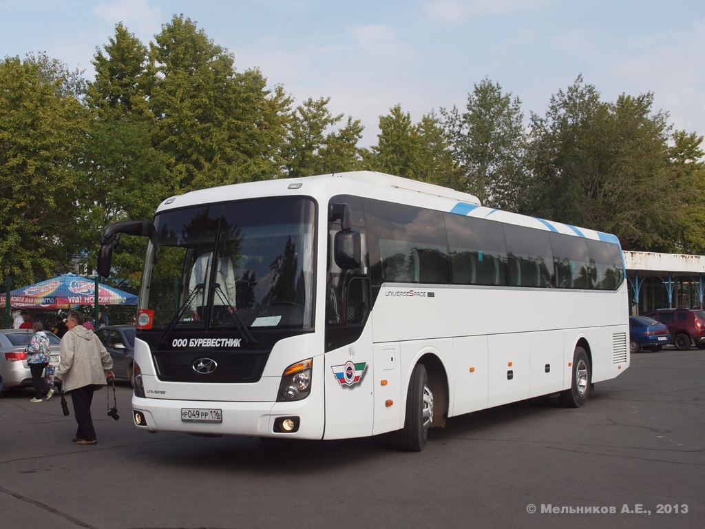 Татарстан, Hyundai Universe Space Luxury № Р 049 РР 116