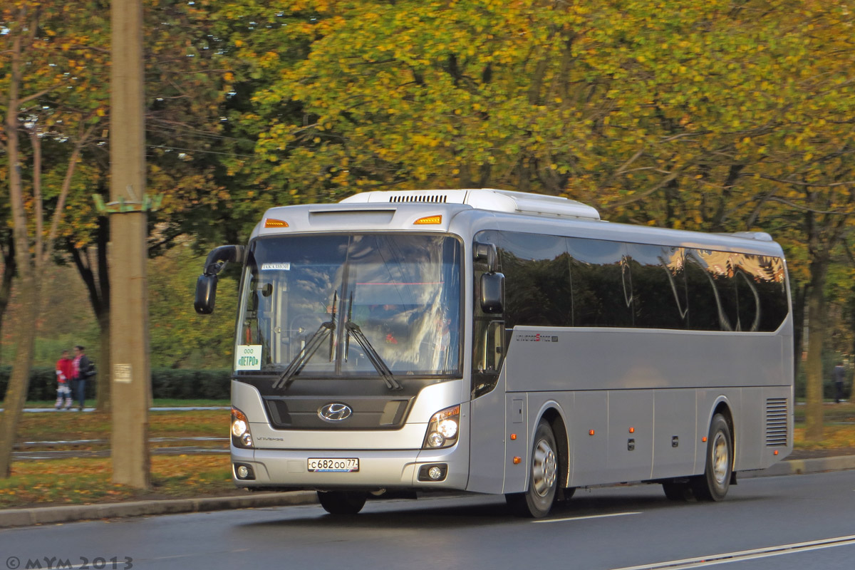 Санкт-Петербург, Hyundai Universe Space Luxury № С 682 ОО 77