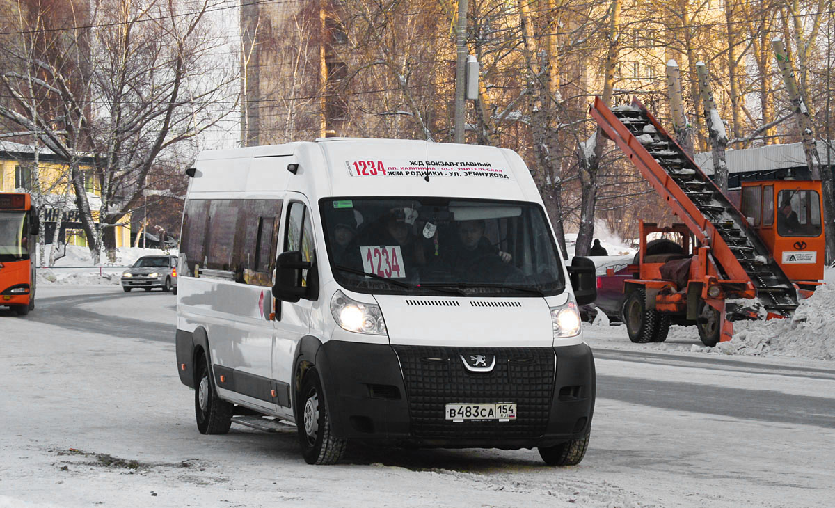 Новосибирская область, Нижегородец-2227SK (Peugeot Boxer) № В 483 СА 154