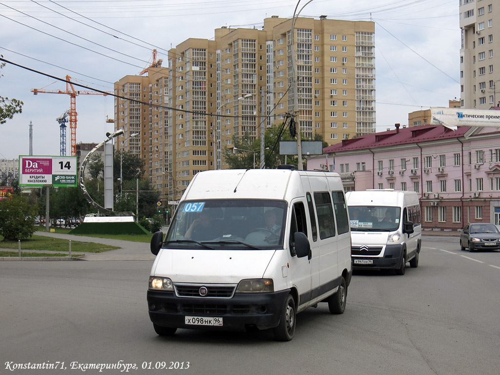 Свердловская область, FIAT Ducato 244 CSMMC, -RT № Х 098 НК 96