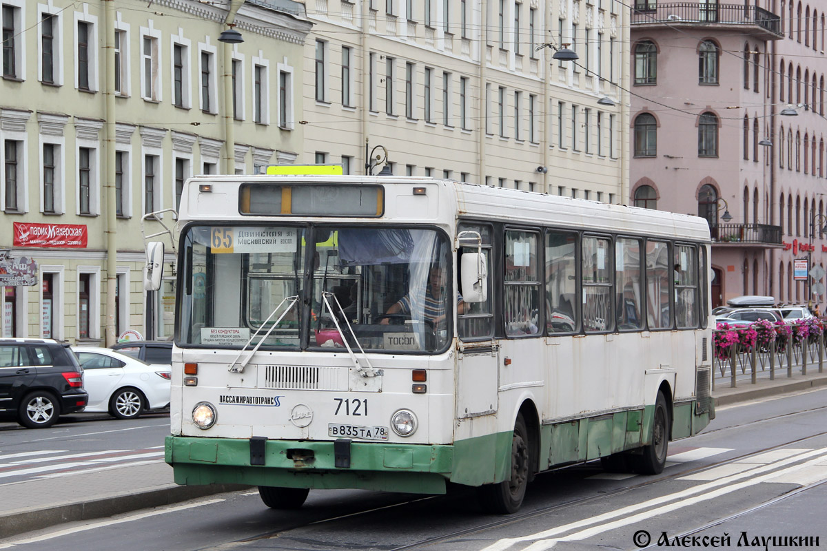 Санкт-Петербург, ЛиАЗ-5256.25 № 7121