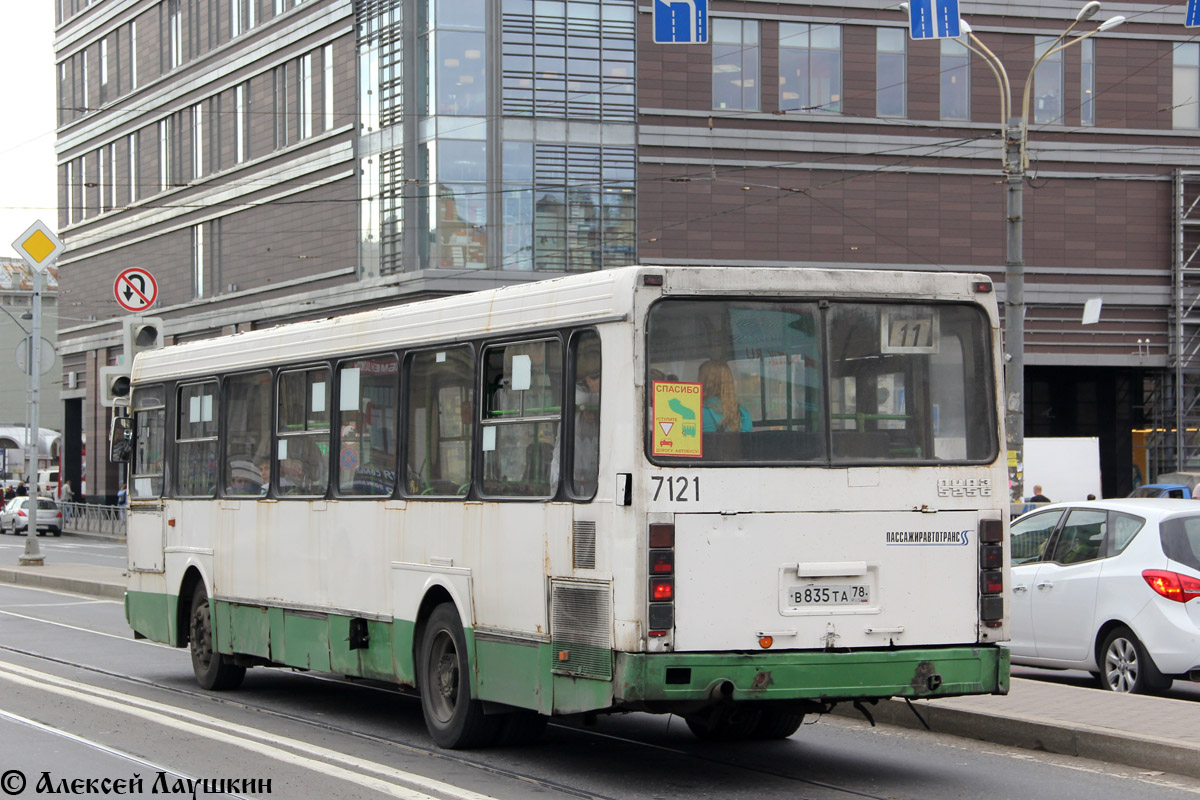 Санкт-Петербург, ЛиАЗ-5256.25 № 7121