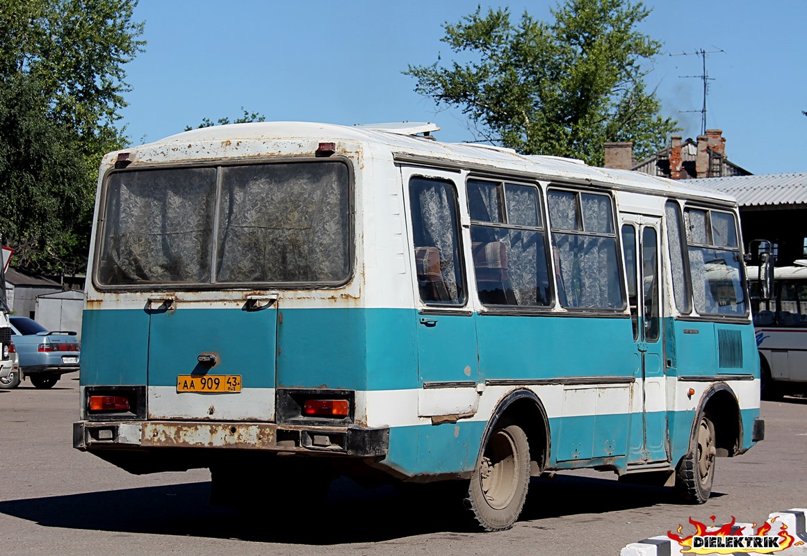 Кировская область, ПАЗ-3205 (00) № АА 909 43