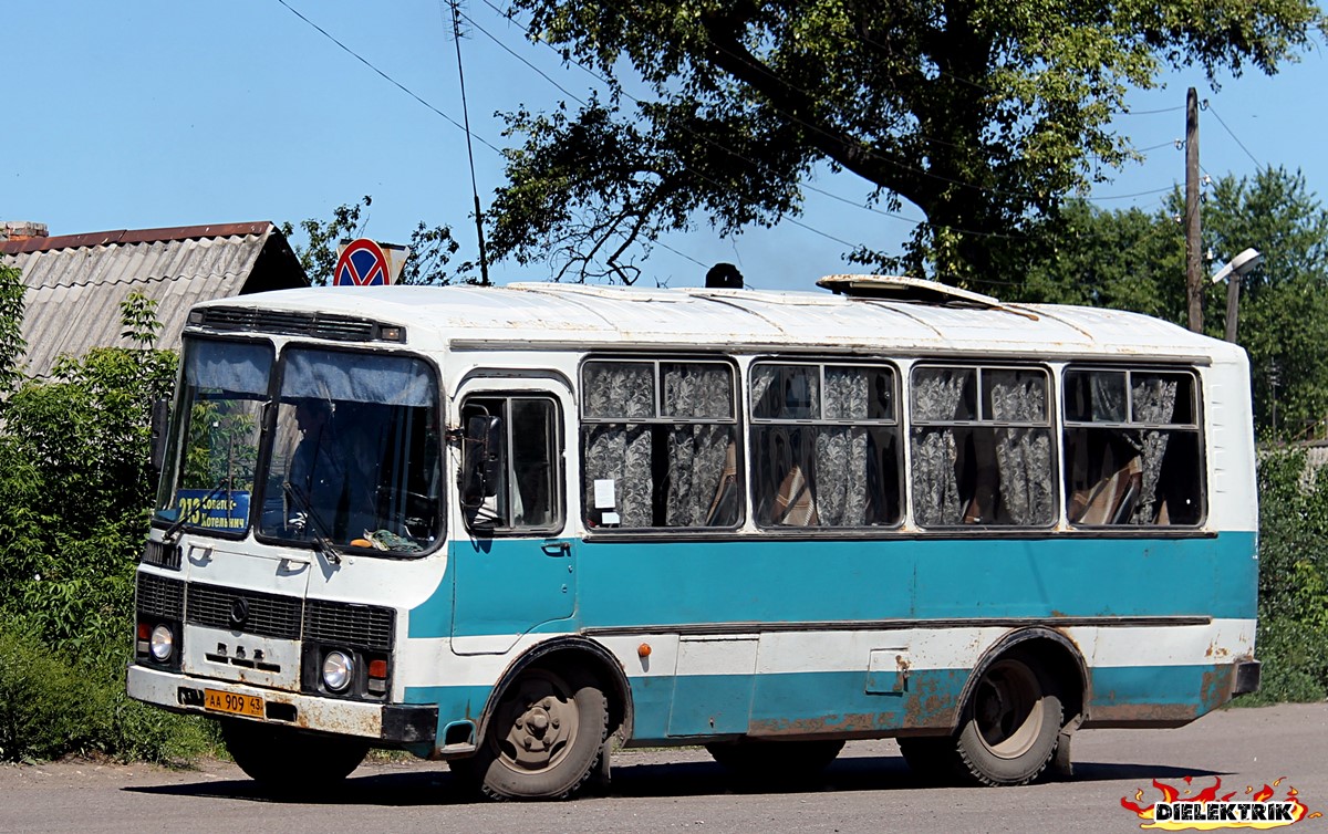 Кировская область, ПАЗ-3205 (00) № АА 909 43