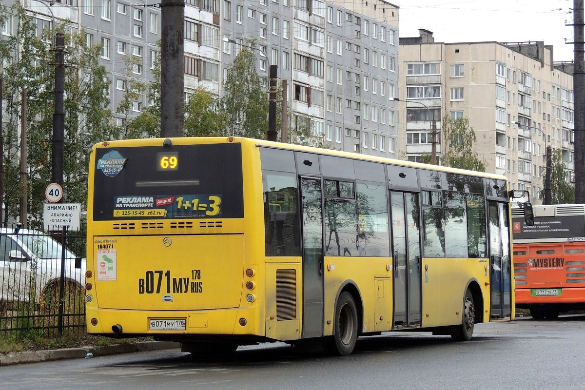 Санкт-Петербург, Golden Dragon XML6125CR № В 071 МУ 178