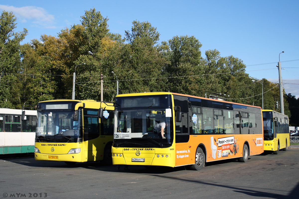 Санкт-Петербург, Golden Dragon XML6125CR № В 284 КМ 178