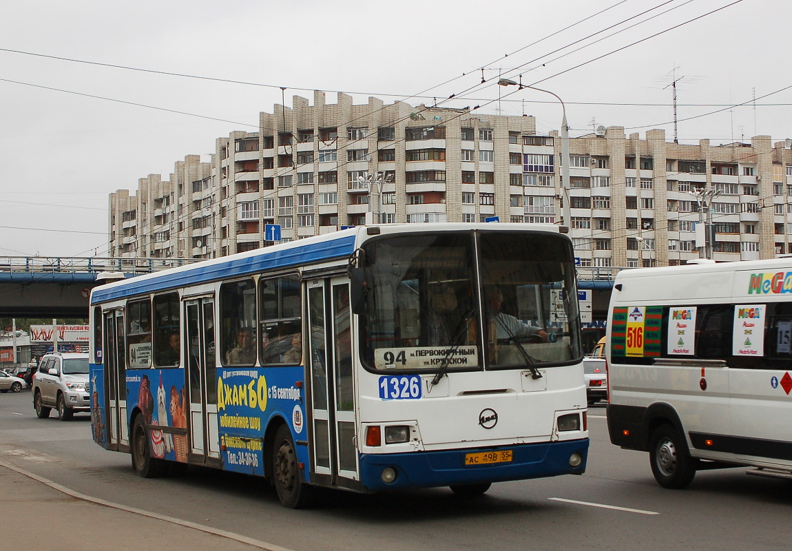 Omsk region, LiAZ-5256.45 č. 1326