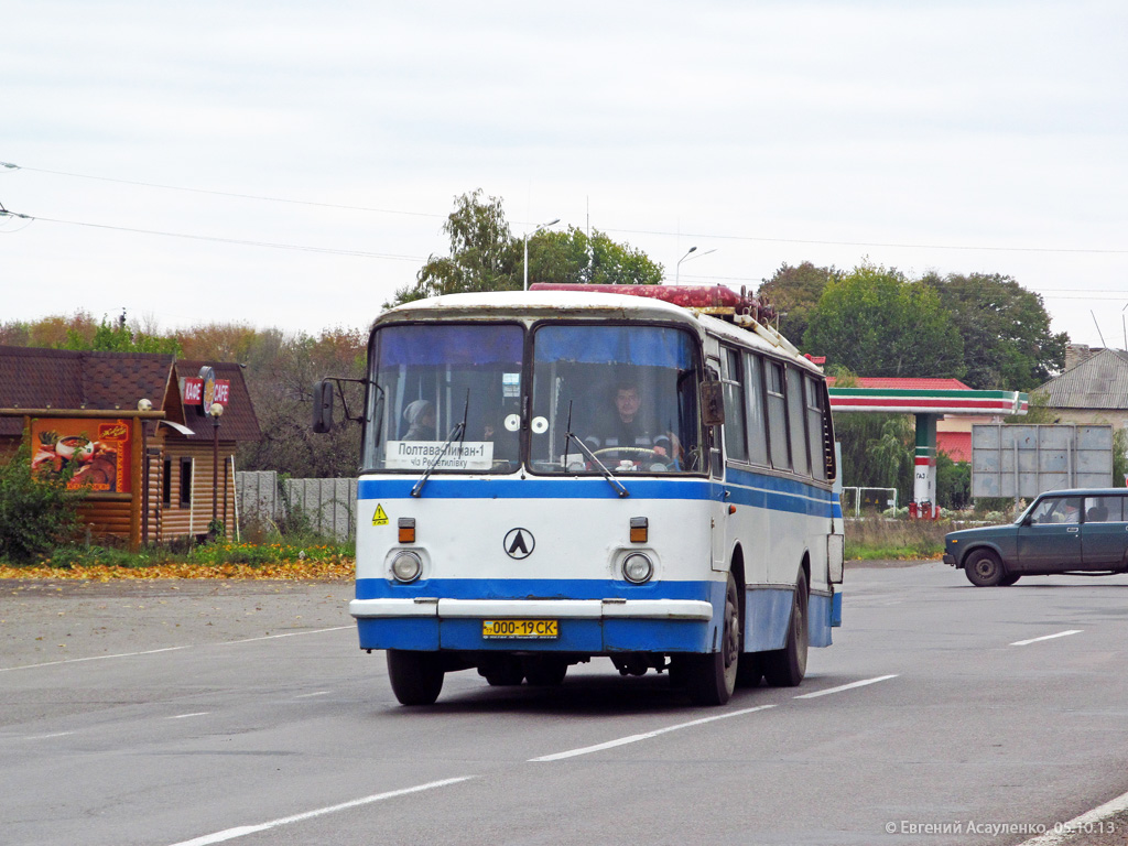 Полтавская область, ЛАЗ-695Н № 000-19 СК