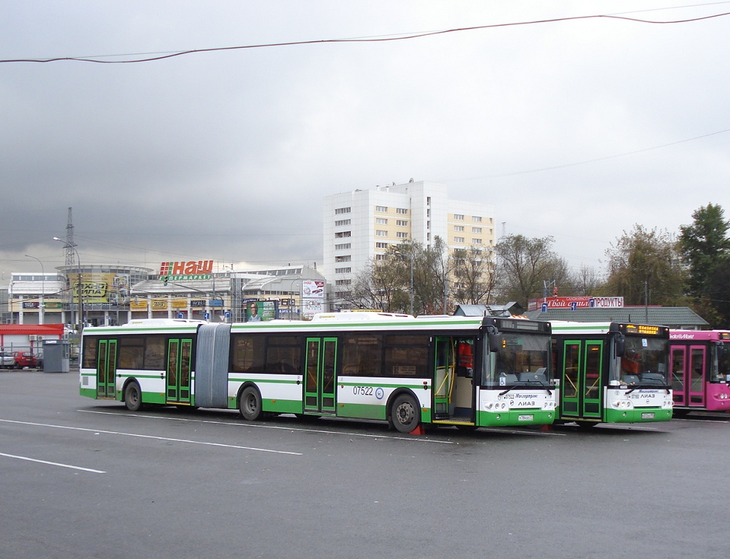 Москва, ЛиАЗ-6213.22-01 № 07522