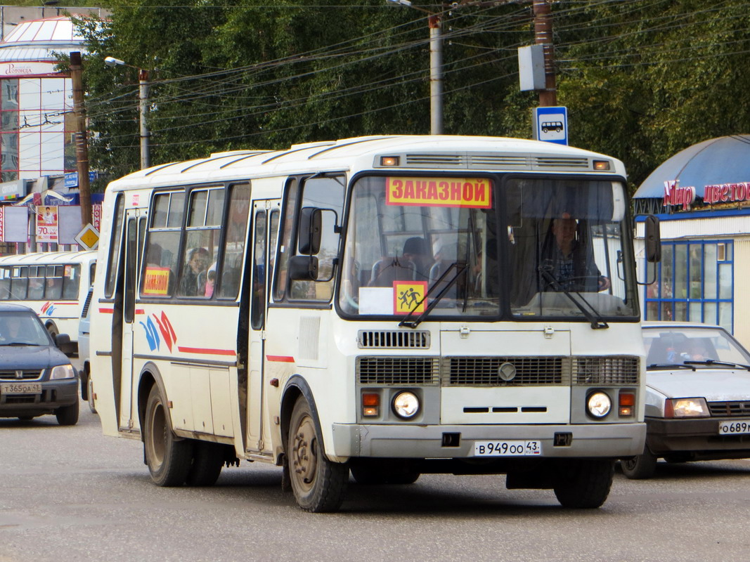 Кировская область, ПАЗ-4234 № В 949 ОО 43