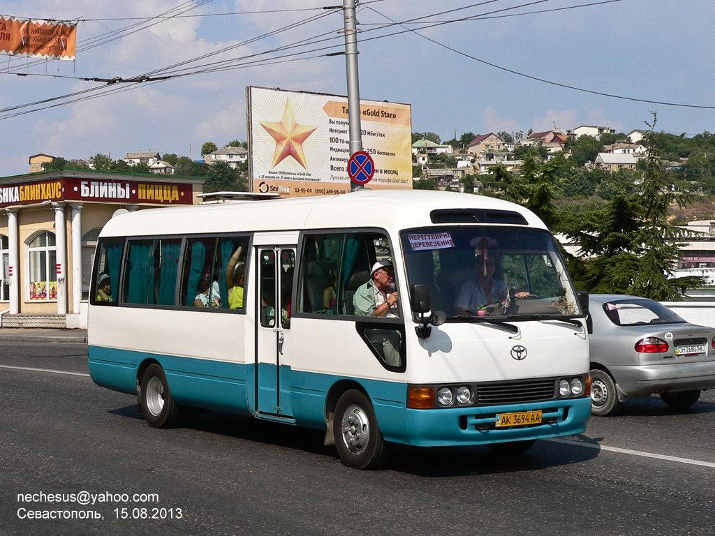 Республика Крым, Toyota Coaster HZB50 № AK 3694 AA