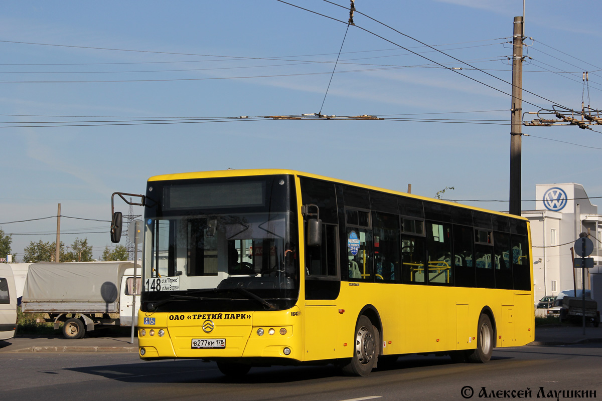 Санкт-Петербург, Golden Dragon XML6125CR № В 277 КМ 178