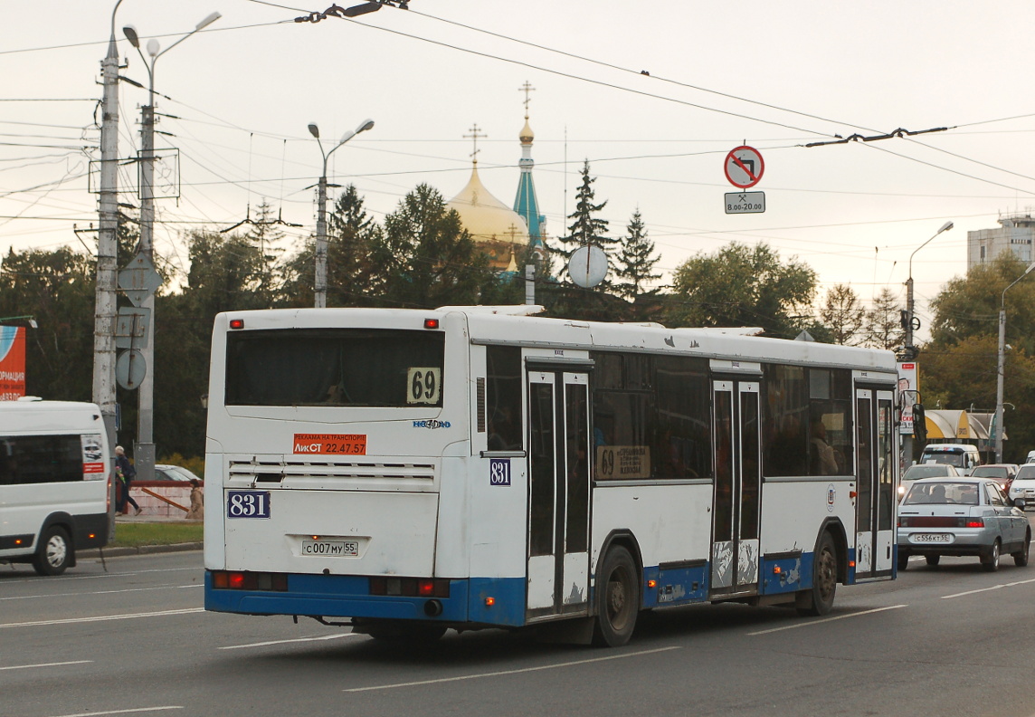 Omsk region, NefAZ-5299-20-15 č. 831