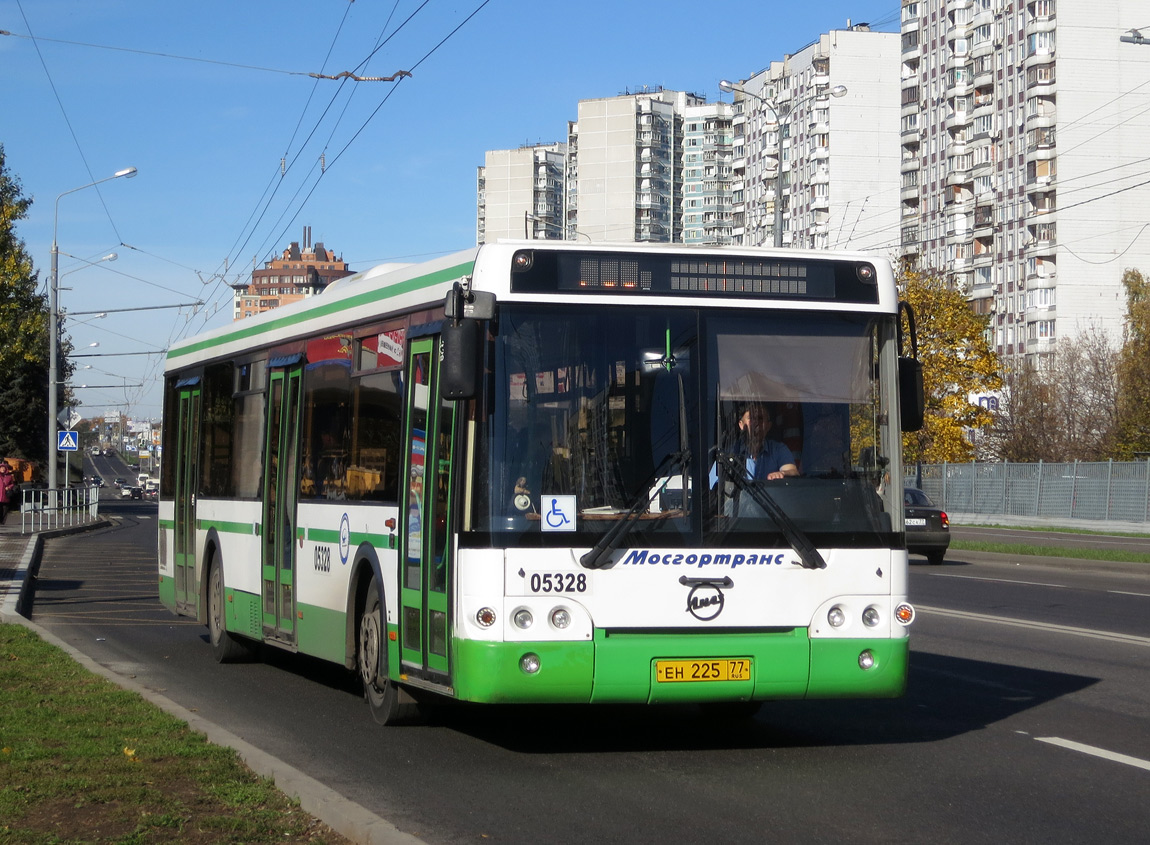 Moskau, LiAZ-5292.21 Nr. 05328