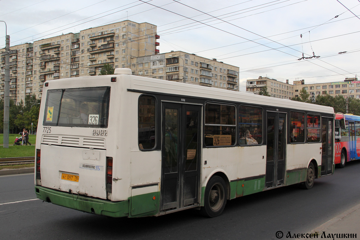 Санкт-Петербург, ЛиАЗ-5256.25 № 7725