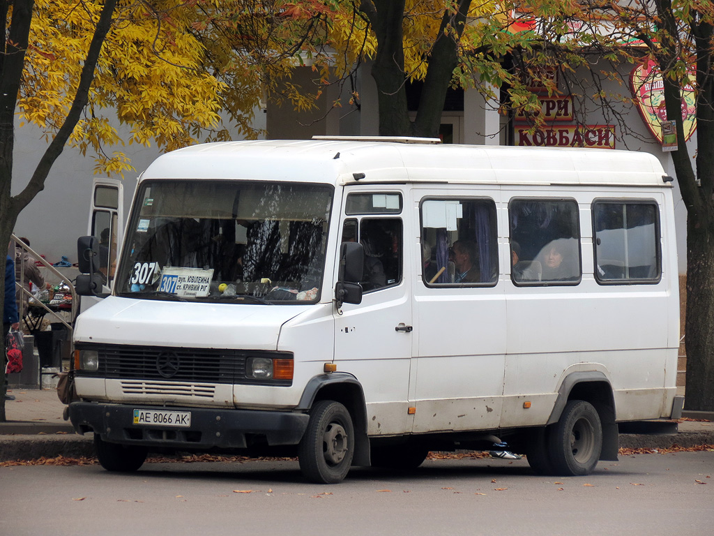 Днепропетровская область, Mercedes-Benz T2 508D № 6587