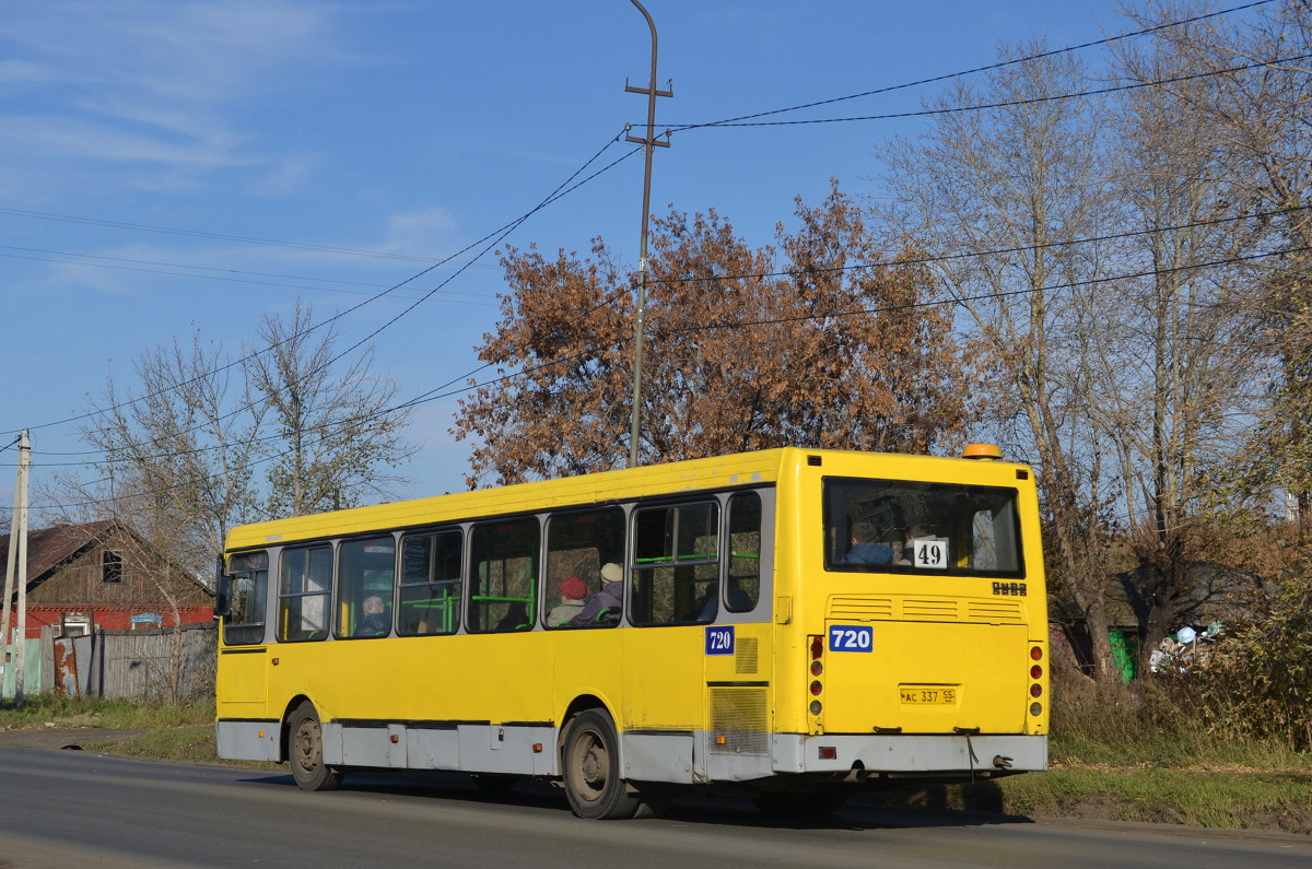 Омская область, ЛиАЗ-5256.45 № 720