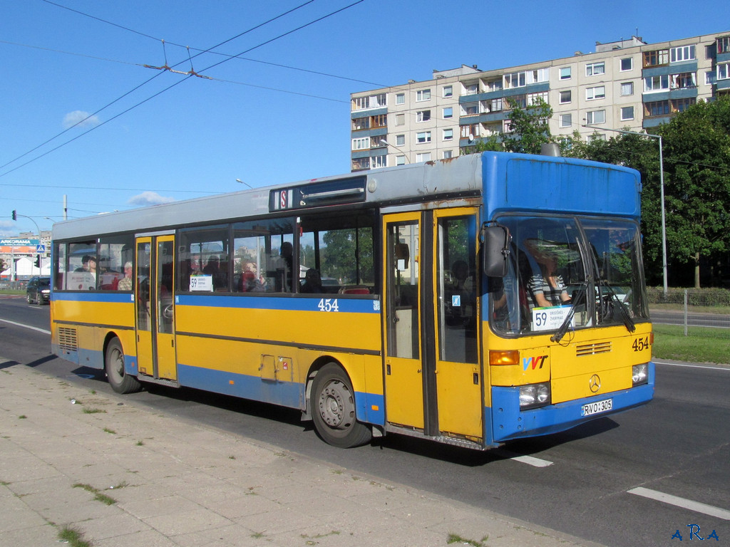 Литва, Mercedes-Benz O405 № 454