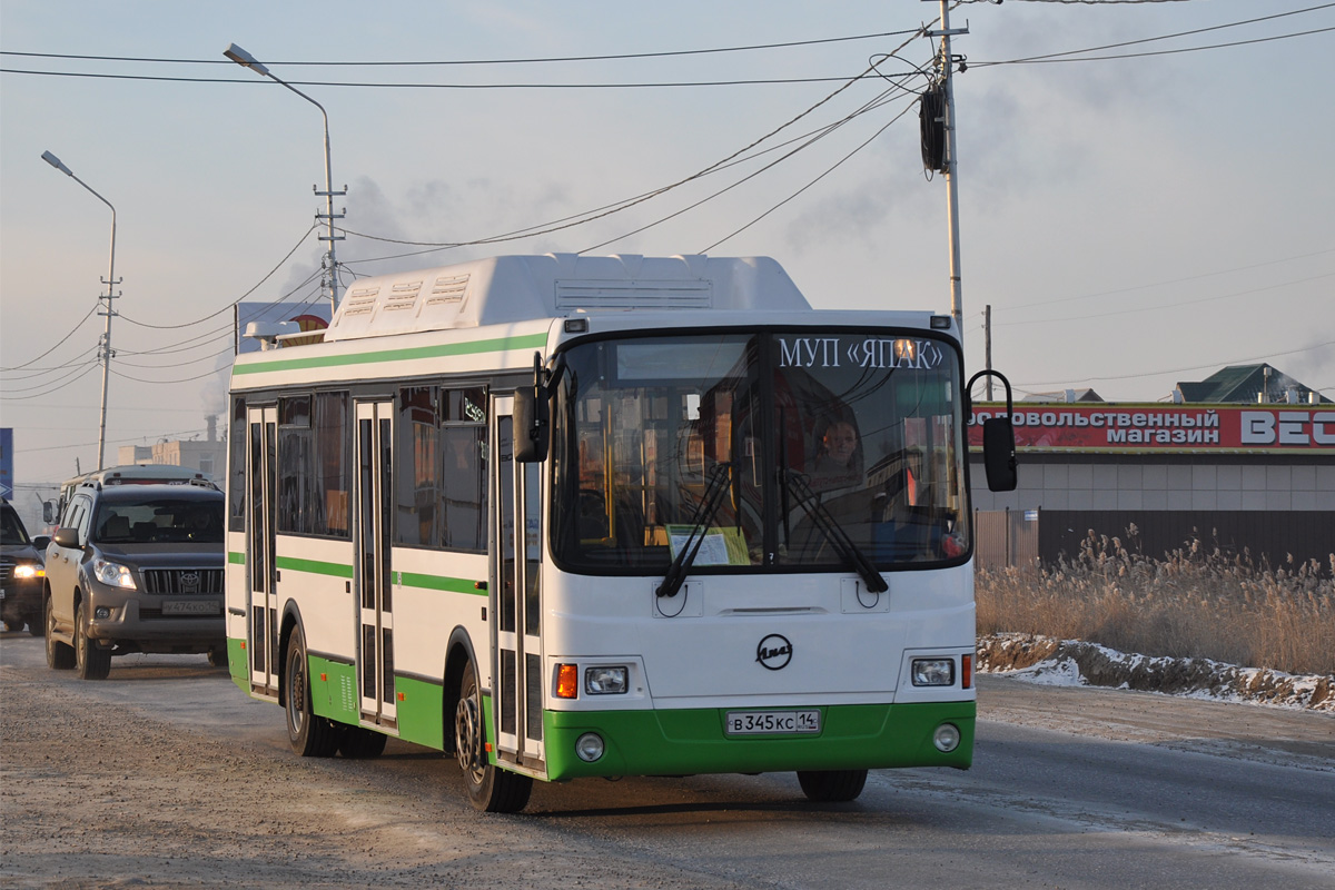 Sachos Respublika (Jakutija), LiAZ-5256.57 Nr. В 345 КС 14