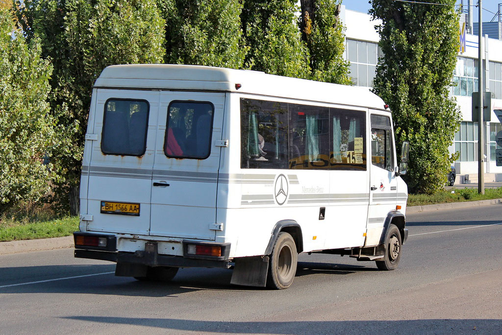 Адэская вобласць, Mercedes-Benz T2 609D № BH 1566 AA