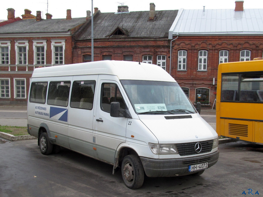 Латвия, Mercedes-Benz Sprinter W904 412D № 22