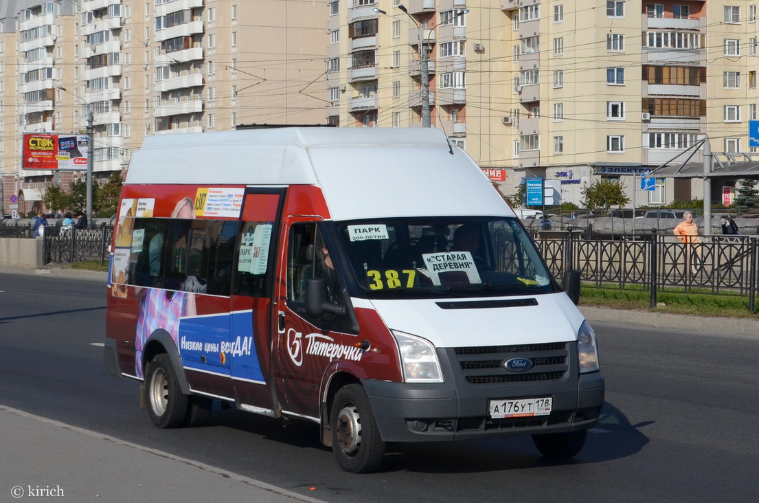 Санкт-Петербург, Нижегородец-222708  (Ford Transit) № А 176 УТ 178