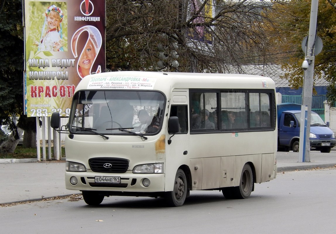 Ростовская область, Hyundai County SWB C08 (РЗГА) № Е 044 НЕ 161