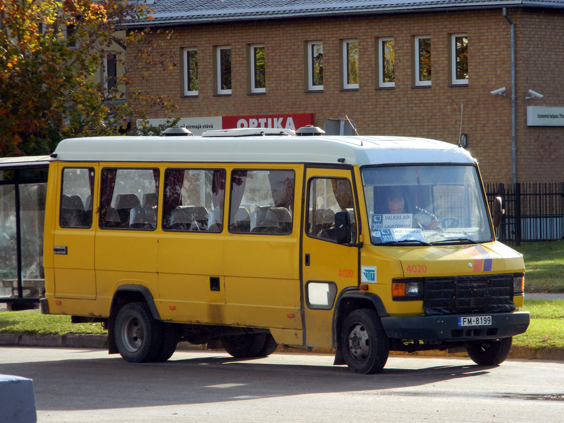 Lotyšsko, Mercedes-Benz T2 814D č. 4020