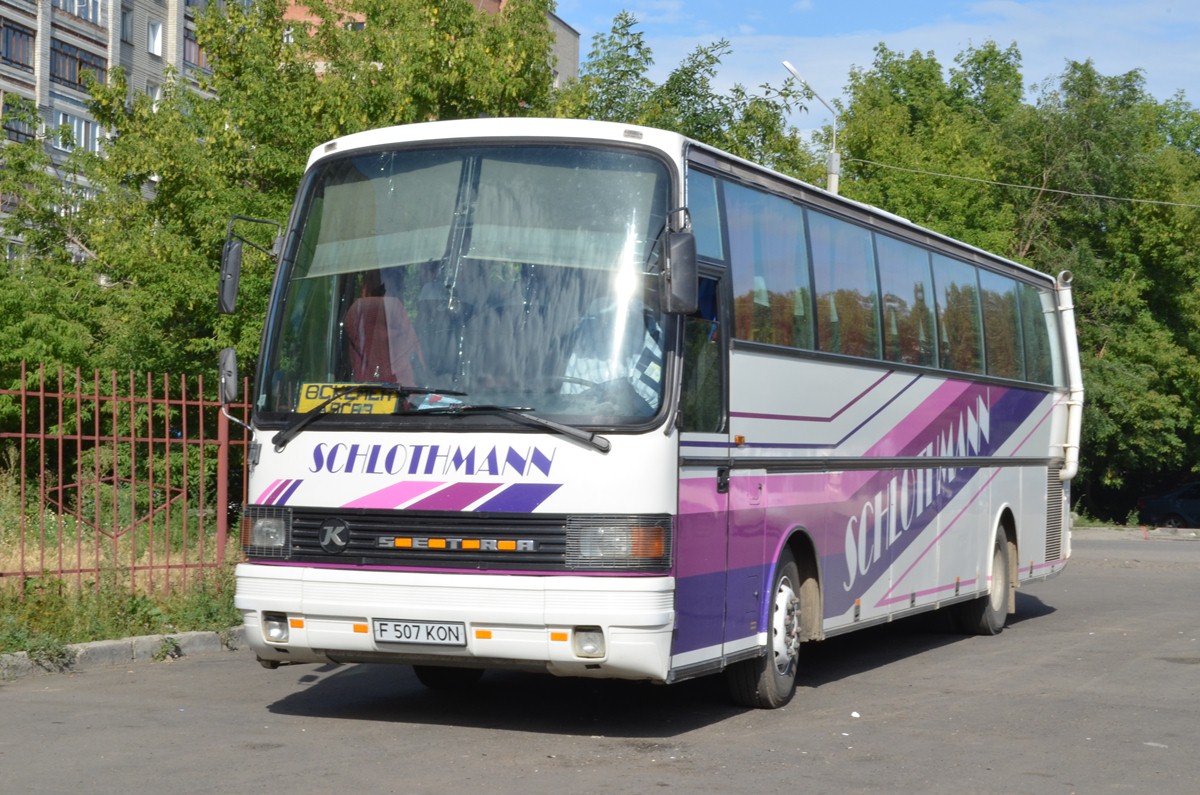 Восточно-Казахстанская область, Setra S215HD № F 507 KON