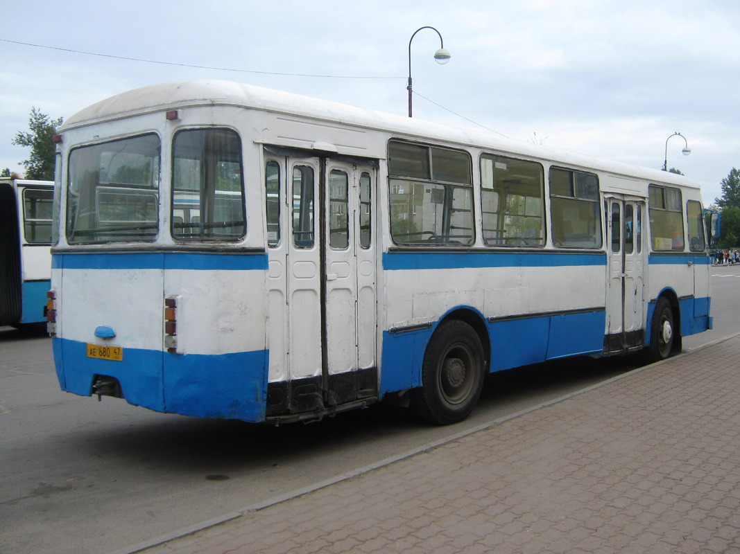 Ļeņingradas apgabals, LiAZ-677M (ToAZ) № АЕ 680 47