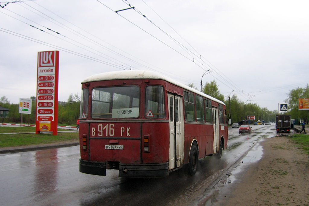 Архангельская область, ЛиАЗ-677М № В 916 РК 29