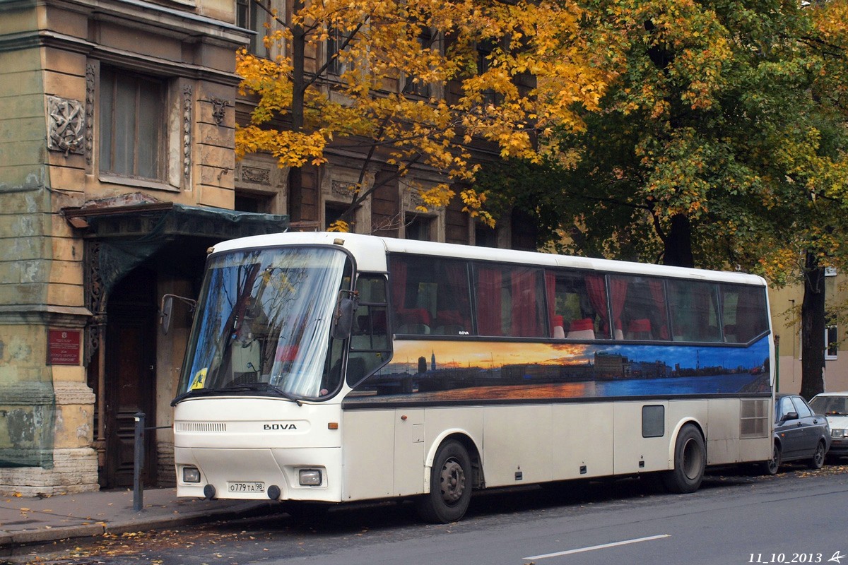 Санкт-Петербург, Bova Futura FHD 12.280 № О 779 ТА 98