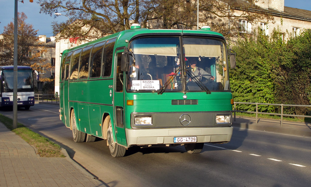 Латвия, Mercedes-Benz O303-10ÜHP № 322