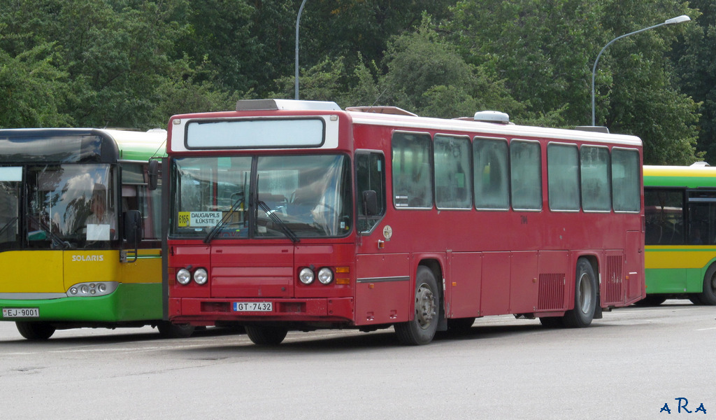 Латвия, Scania CN113CLB № 704