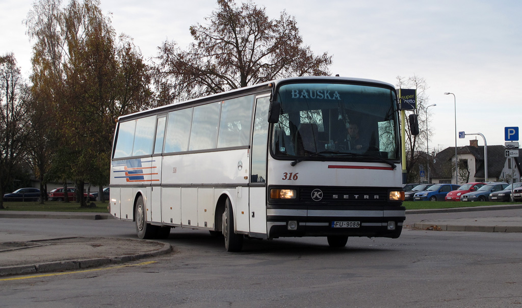 Латвия, Setra S215HR № 316