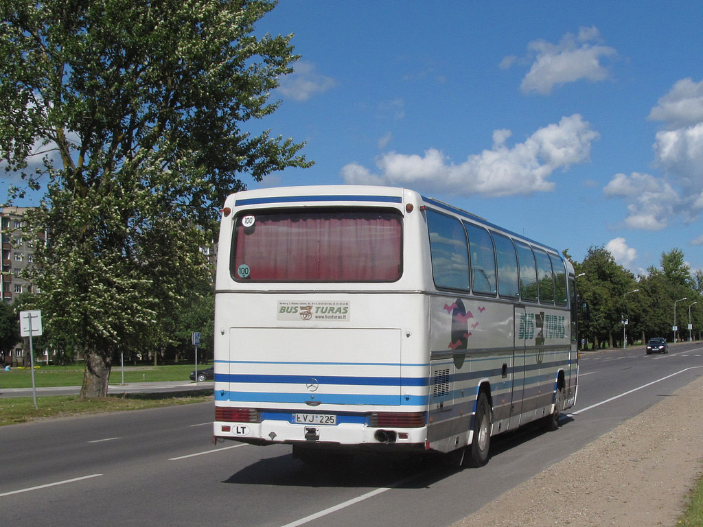 Литва, Mercedes-Benz O303-15RHD № 002