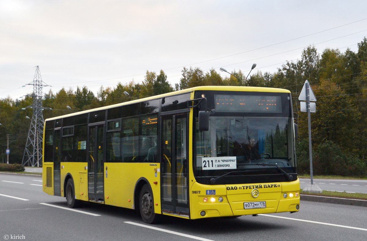 Санкт-Петербург, Golden Dragon XML6125CR № В 072 МУ 178