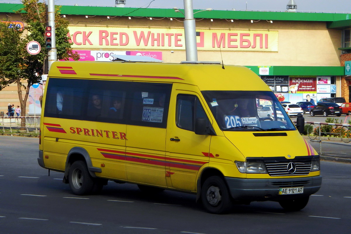 Днепропетровская область, Mercedes-Benz Sprinter W904 410D № AE 9121 AT