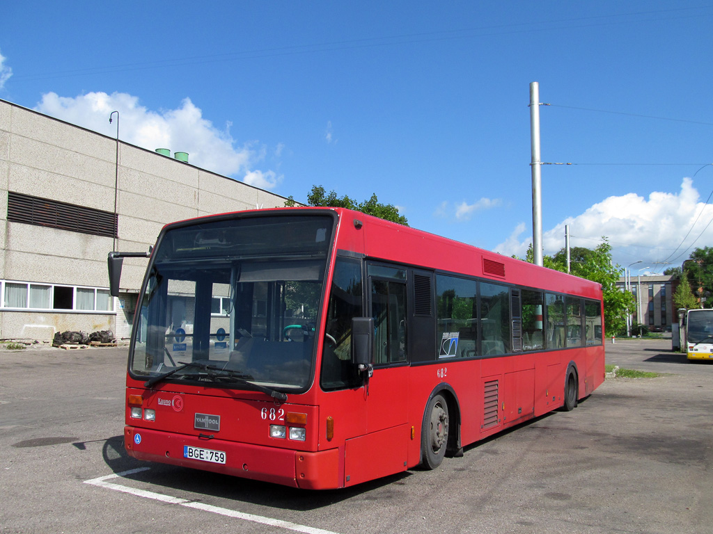 Литва, Van Hool A300 № 682