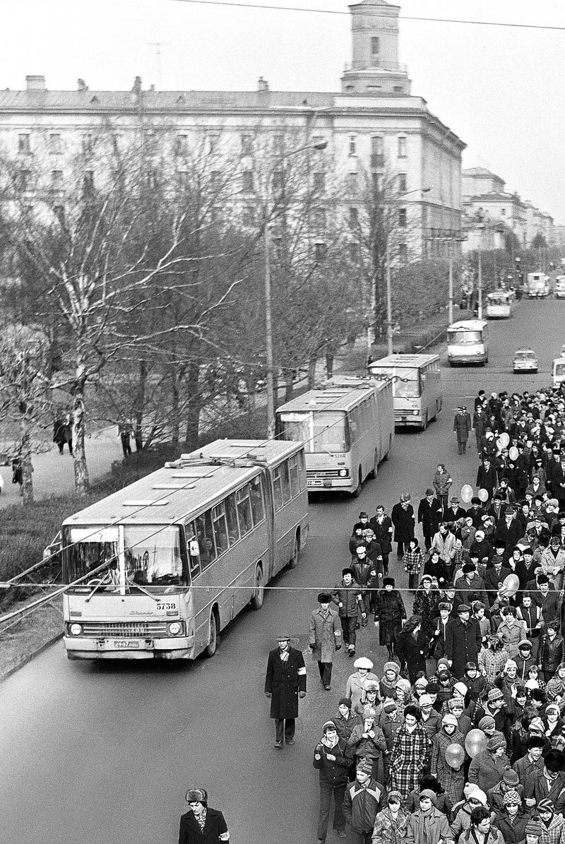 Санкт-Петербург, Ikarus 280.01 № 5738; Санкт-Петербург, Ikarus 280.01 № 5764; Санкт-Петербург — Старые фотографии