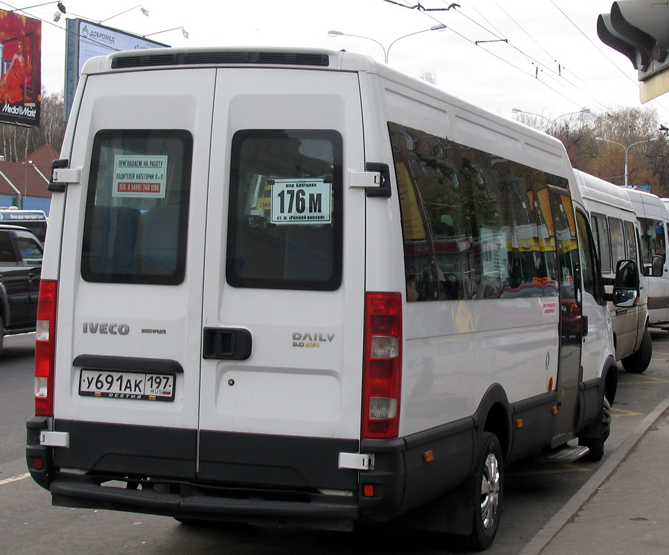 Москва, Нижегородец-2227UT (IVECO Daily) № У 691 АК 197