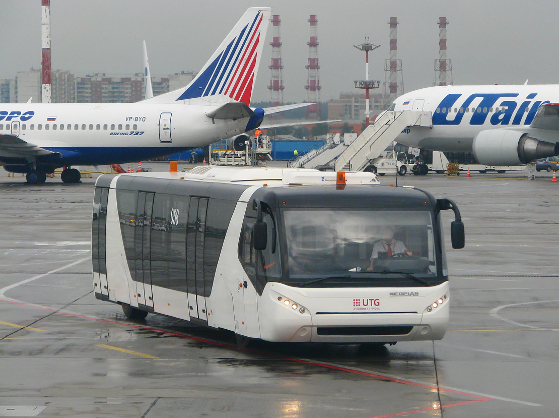 Μόσχα, Neoplan P83 N9122 Apron # 058