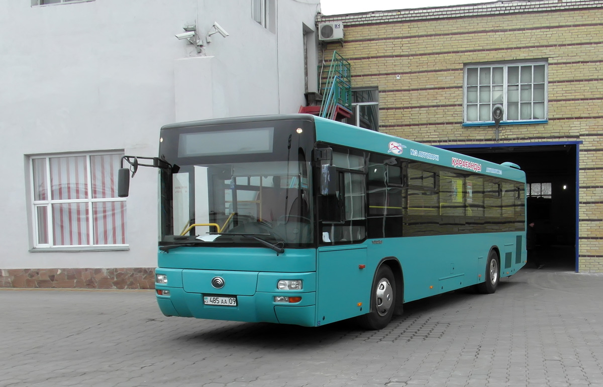 Карагандинская область, Yutong ZK6118HGA № 485 AA 09