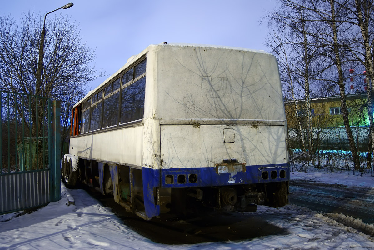 Москва, Ikarus 256.75 № Т 021 КХ 197